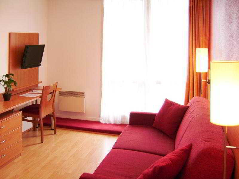 Sejours & Affaires Orleans Jeanne D'Arc Aparthotel Luaran gambar