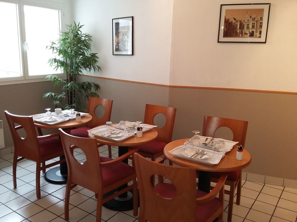 Sejours & Affaires Orleans Jeanne D'Arc Aparthotel Luaran gambar